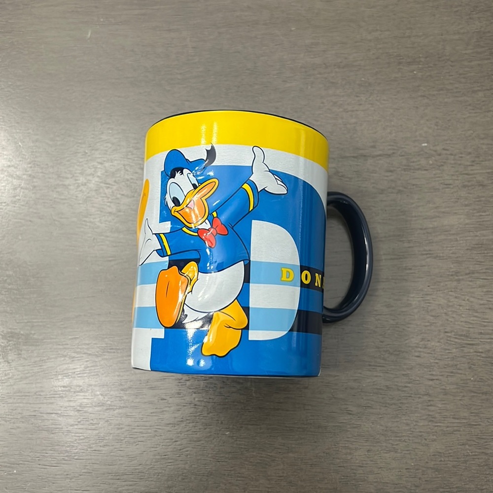 Disney Store Donald Duck Mug